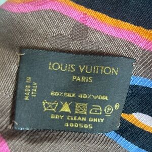 Louis Vuitton blanket Scarf